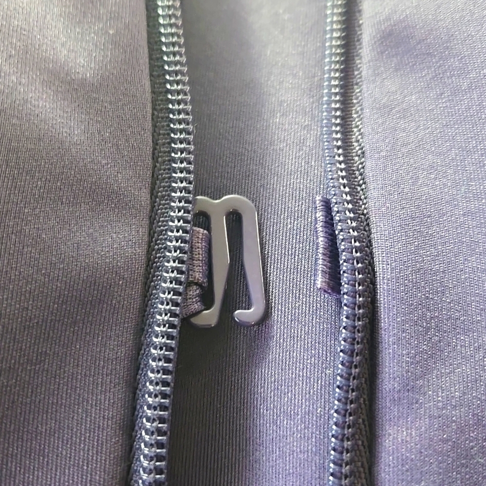 All In Motion Sports Bra - Picture 6 of 8